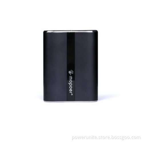 Black color portable power bank with 8,800mAh portable charger high-end, easy for travel